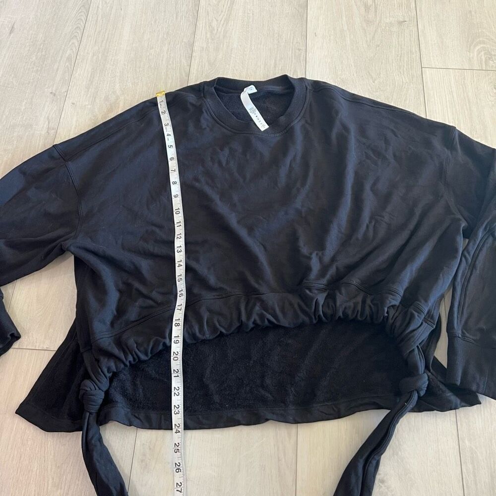 Lululemon Black Bound to Bliss Pullover size M/L - Picture 2 of 7